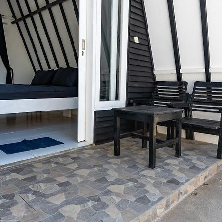 Resort Gili Trawangan - Bungalow With Private Pool Bagian luar foto