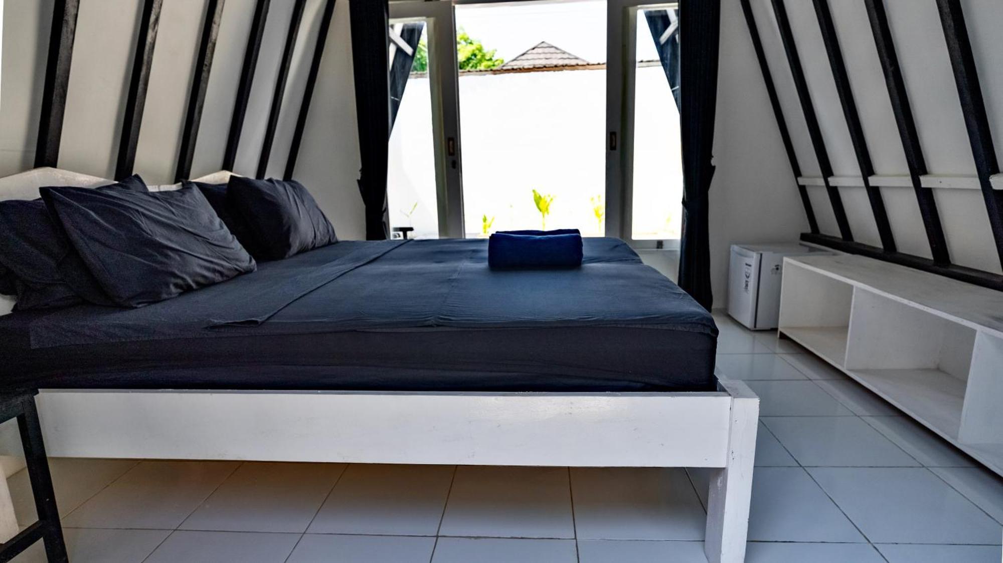 Resort Gili Trawangan - Bungalow With Private Pool Bagian luar foto