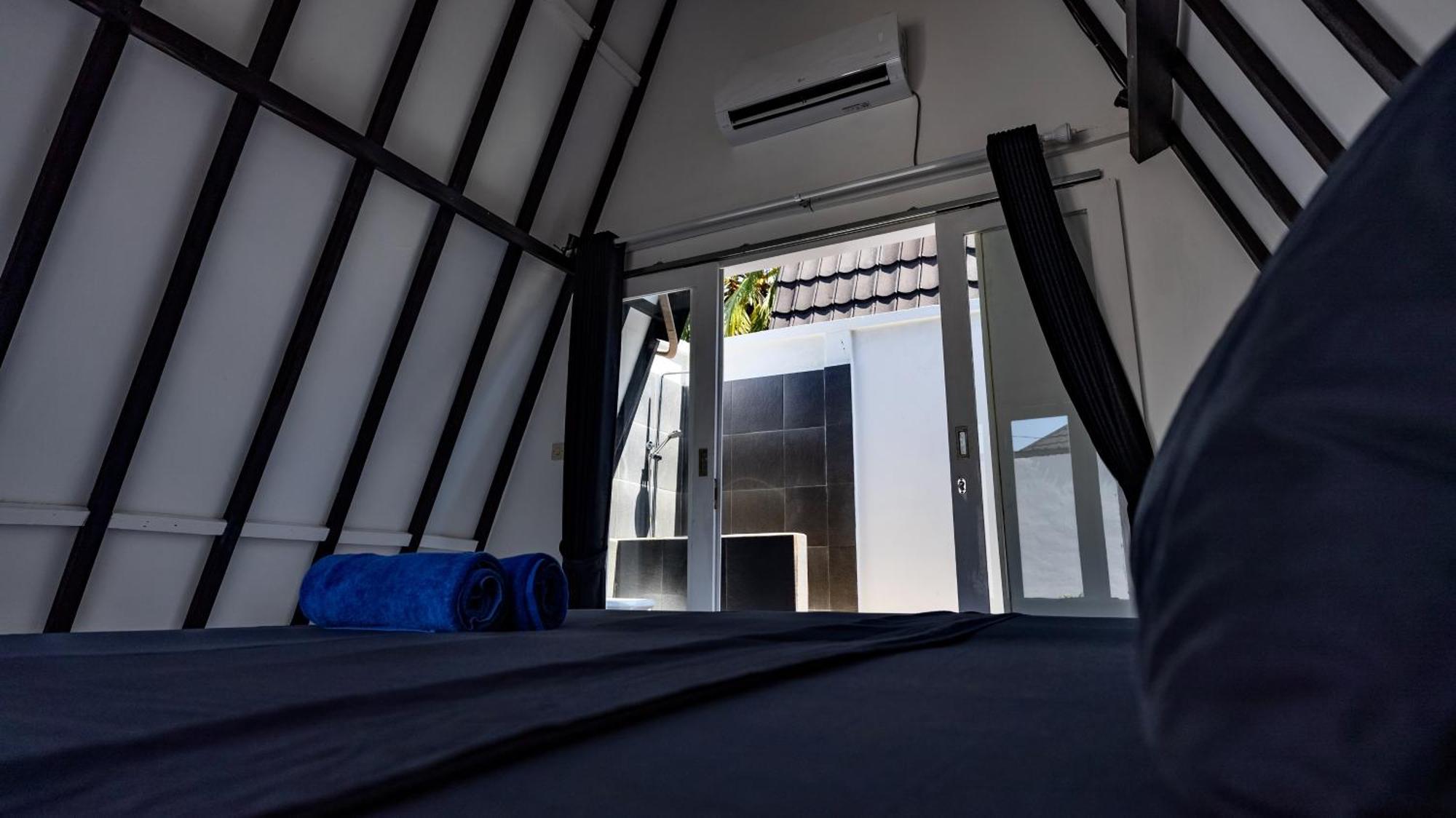 Resort Gili Trawangan - Bungalow With Private Pool Bagian luar foto